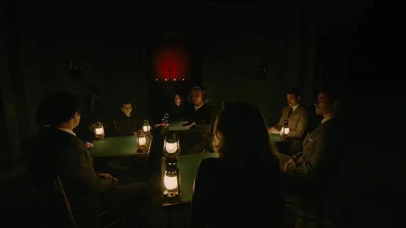 A Haunting in Venice (2023) Movie Screenshot (4) A Haunting in Venice (2023) Movie Screenshot (4)