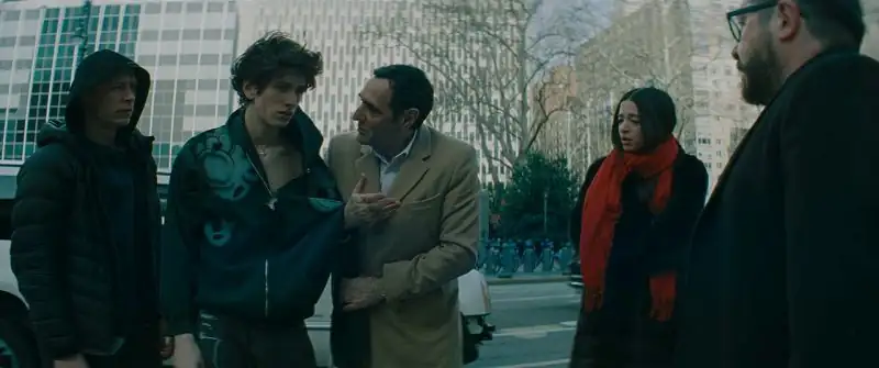 Anora (2025) Movie Screenshot (4) Anora (2025) Movie Screenshot (4)