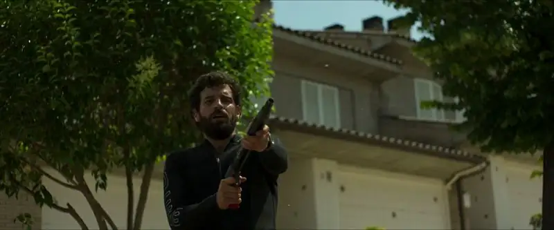 Apocalypse Z The Beginning of the End (2024) Movie Screenshot (2) Apocalypse Z The Beginning of the End (2024) Movie Screenshot (2)