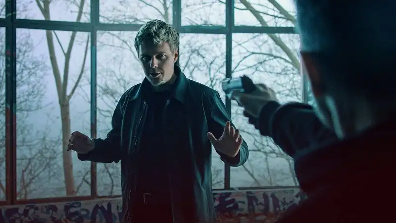 Colors of Evil Red (2024) Movie Screenshot (4)