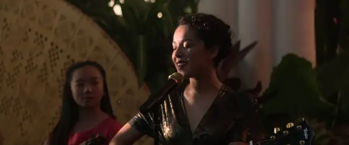 Crazy Rich Asians (2018) Movie Screenshot (2)