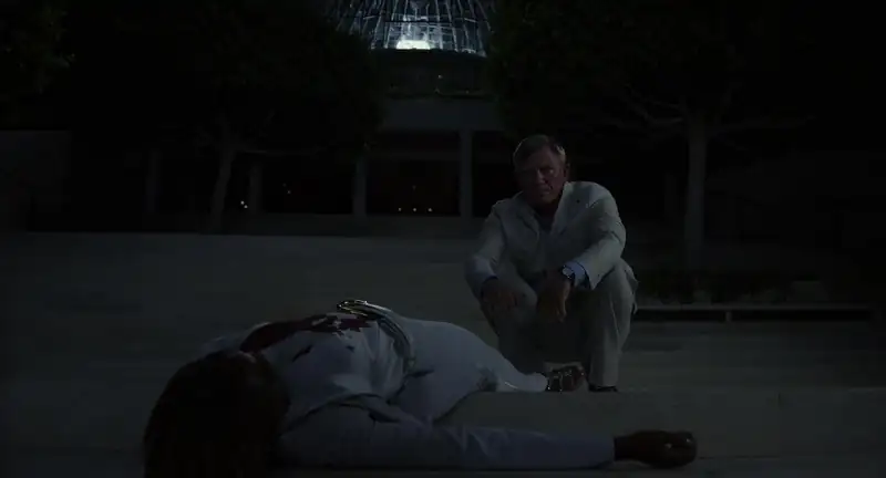 Glass Onion A Knives Out Mystery (2022) Movie Screenshot (5) Glass Onion A Knives Out Mystery (2022) Movie Screenshot (5)