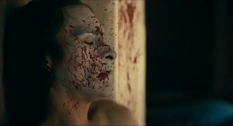 Joker (2019) Movie Screenshot (3) Joker (2019) Movie Screenshot (3)