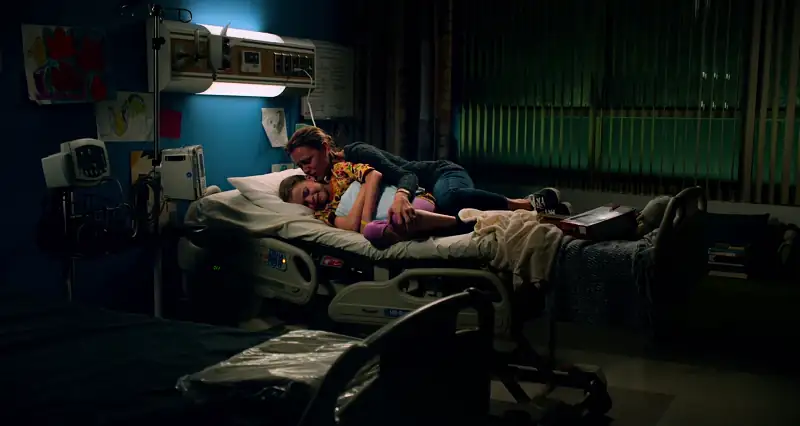 Miracles from Heaven (2017) Movie Screenshot (2) Miracles from Heaven (2017) Movie Screenshot (2)