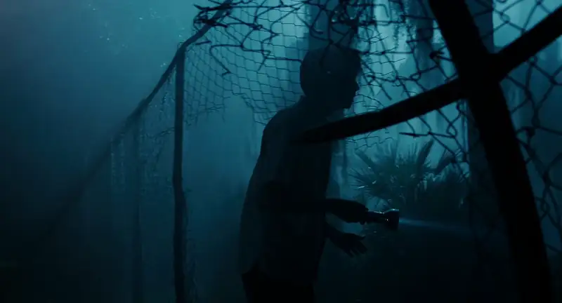 Miss Peregrine's Home for Peculiar Children (2016) Movie Screenshot (1)