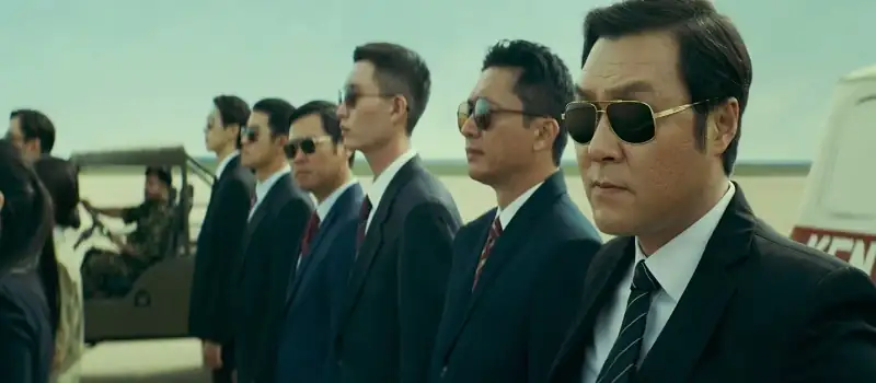 Mogadisyu (2021) Movie Screenshot (5) Mogadisyu (2021) Movie Screenshot (5)