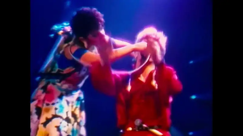 Moonage Daydream (2022) Movie Screenshot (1) Moonage Daydream (2022) Movie Screenshot (1)