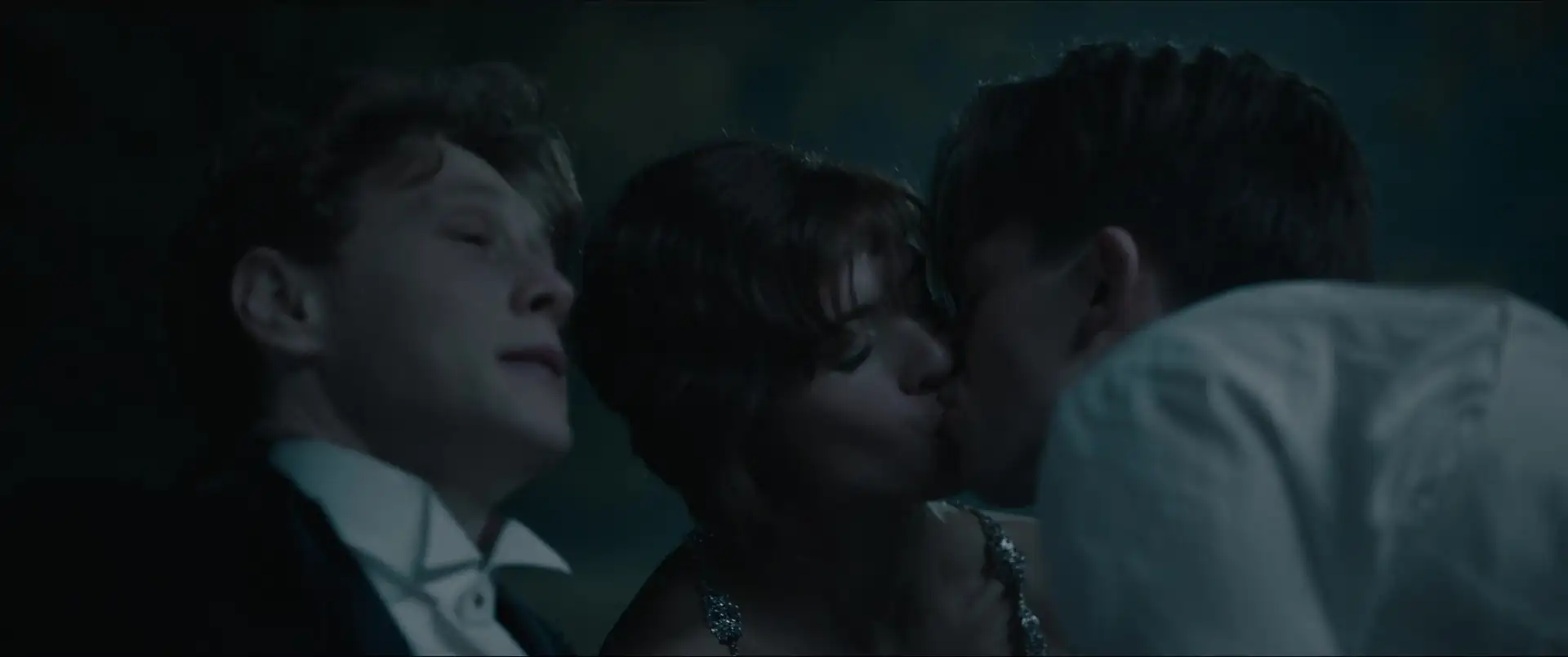 Munich The Edge of War (2022) Movie Screenshot (1) Munich The Edge of War (2022) Movie Screenshot (1)