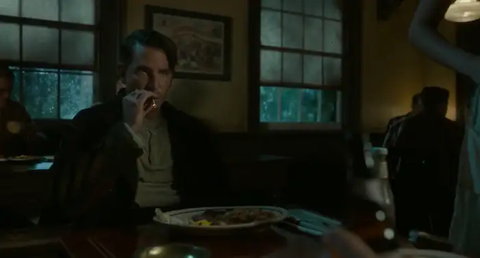 Nightmare Alley (2022) Movie Screenshot (2) Nightmare Alley (2022) Movie Screenshot (2)