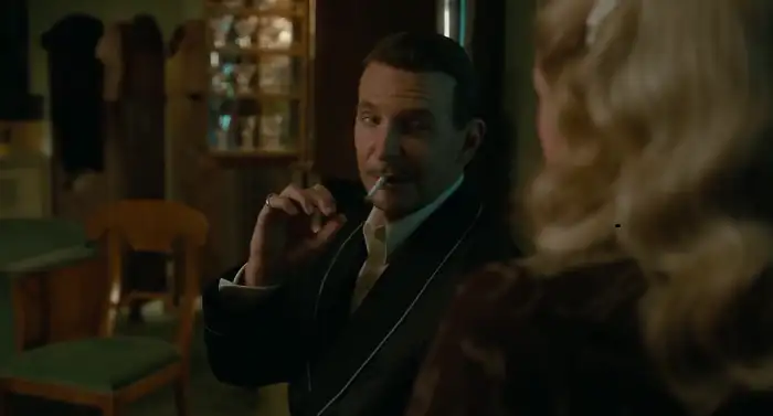 Nightmare Alley (2022) Movie Screenshot (3) Nightmare Alley (2022) Movie Screenshot (3)