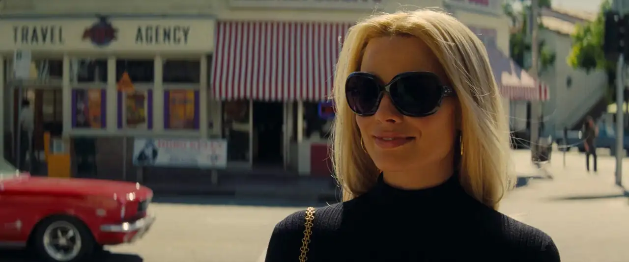 Once Upon a Time... In Hollywood (2019) Movie Screenshot (2)