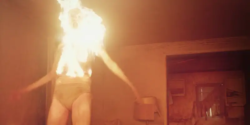 Smile (2022) Movie Screenshot (10) Smile (2022) Movie Screenshot (10)